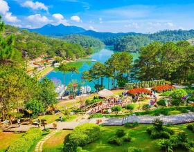 Đà Lạt Và Sa Pa Như